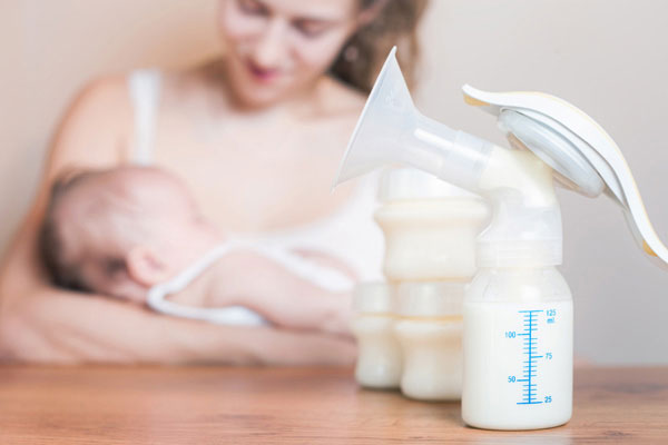 مواد موجود در شیر مادر